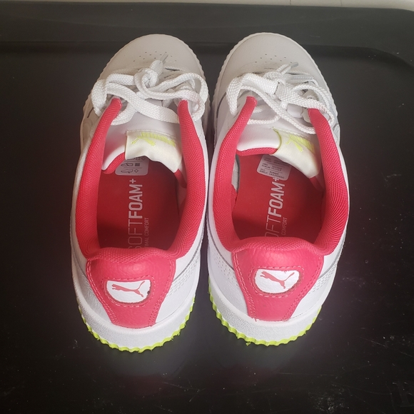 Puma Carina Sneakers - Picture 3 of 3